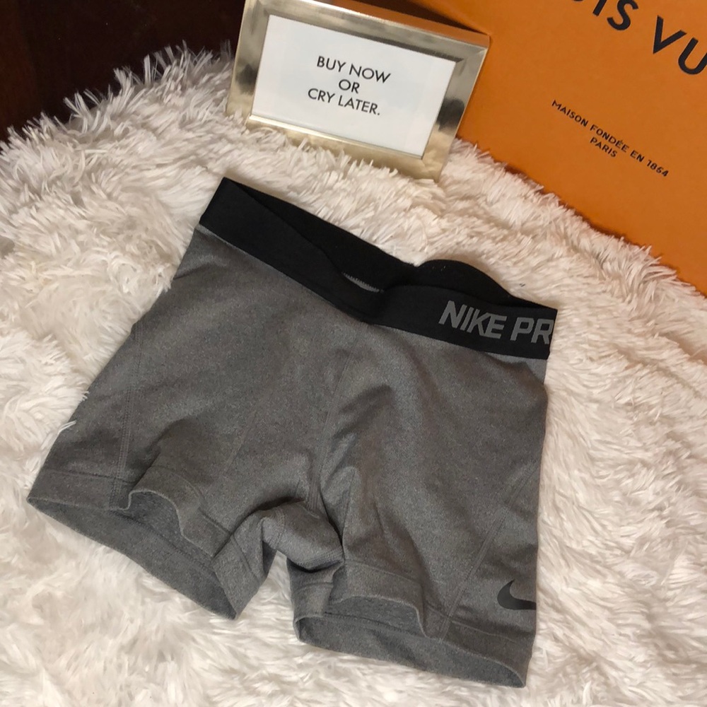 Nike Pro shorts 🖤